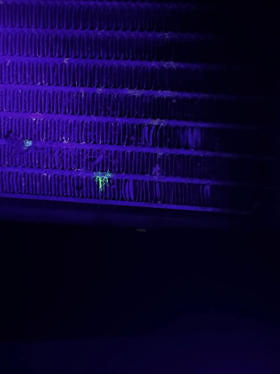 A/C leak detection under UV light